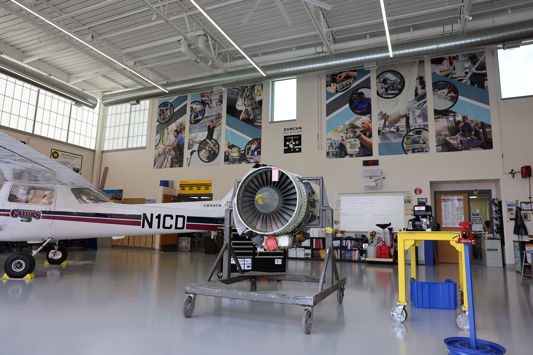 Duncan_Aviation_Donates_Honeywell_TFE731_Engine_to_Lincoln_North_Star_High_School.JPG